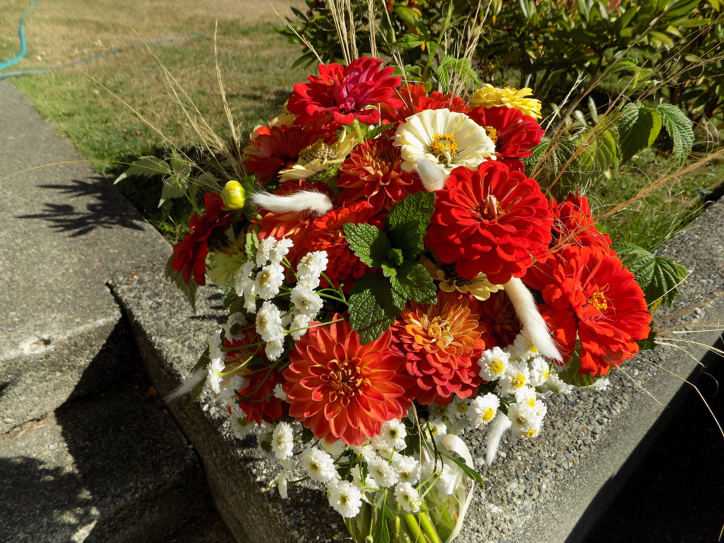 Wedding in red and white